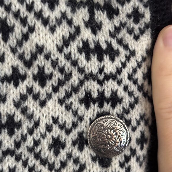 Gorgeous Laura Ashley Fair Isle Knit Cardigan - Picture 7 of 14
